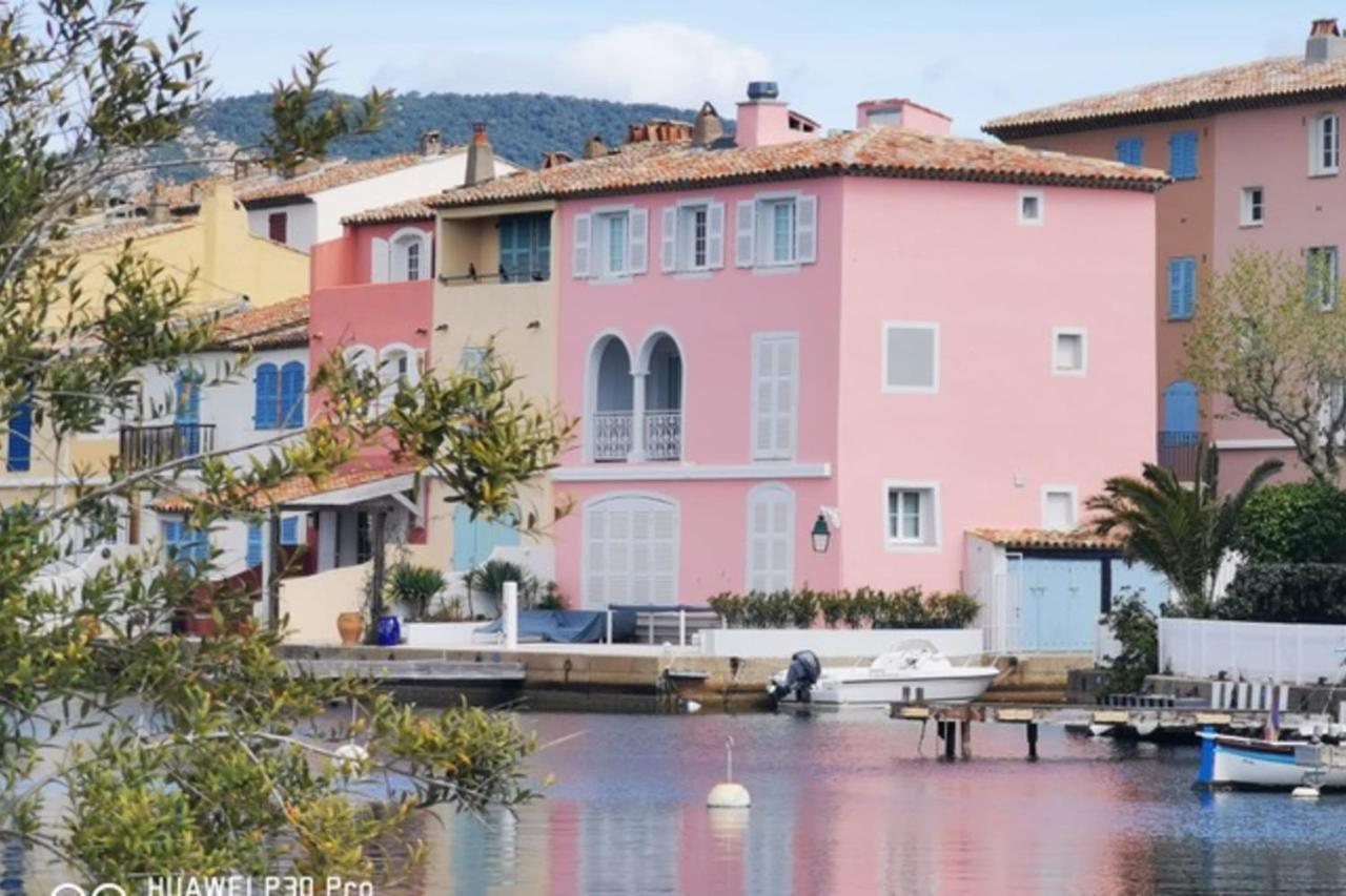 Charming Apartment Overlooking The Lake City Grimaud Exterior foto